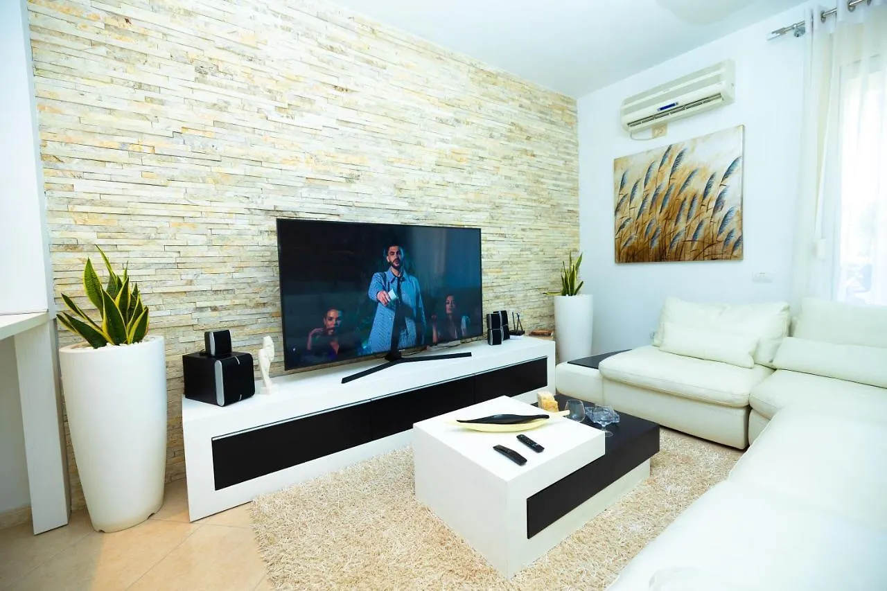 דירה Vlorë Hana Apartament Hot Tub