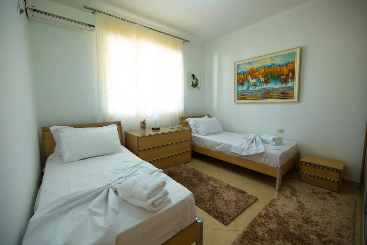 דירה Vlorë Hana Apartament Hot Tub