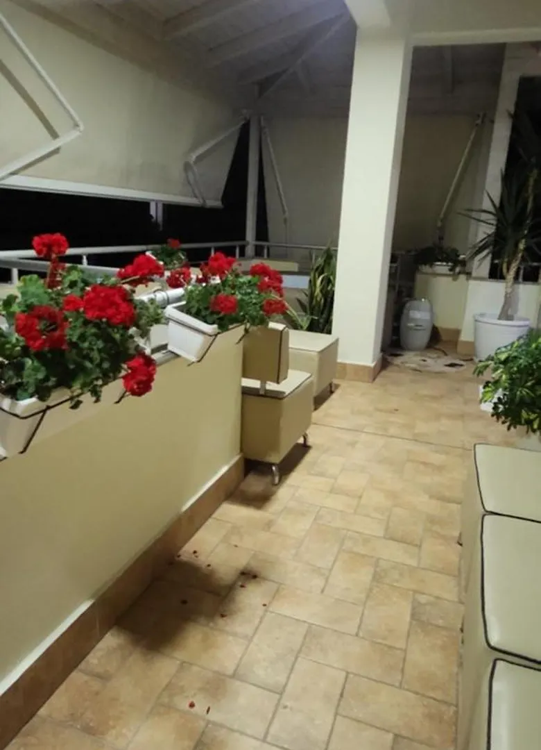 Vlorë Hana Apartament Hot Tub 0*,  אלבניה
